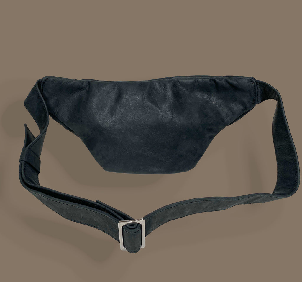 Belly Bag's „Chrissi“