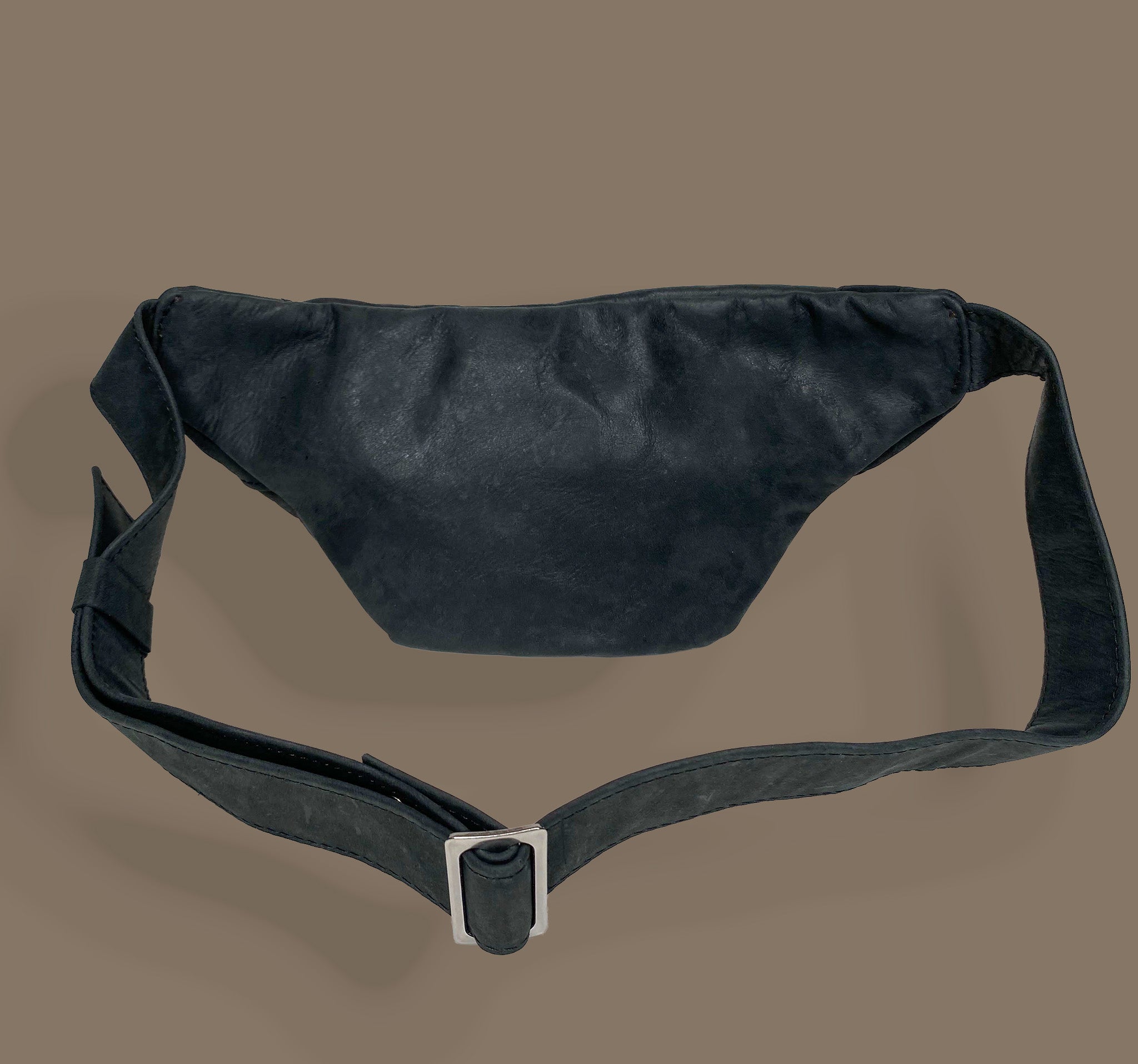 Belly Bag's „Chrissi“