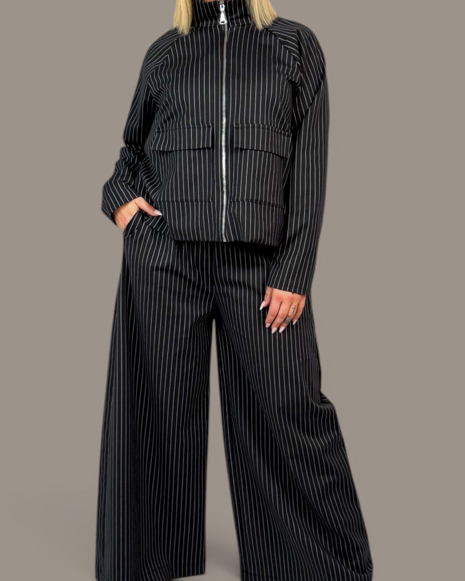 Hose „Marlene“ Nadelstreifen