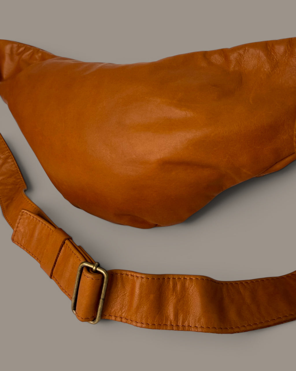Belly Bag's „Chrissi“